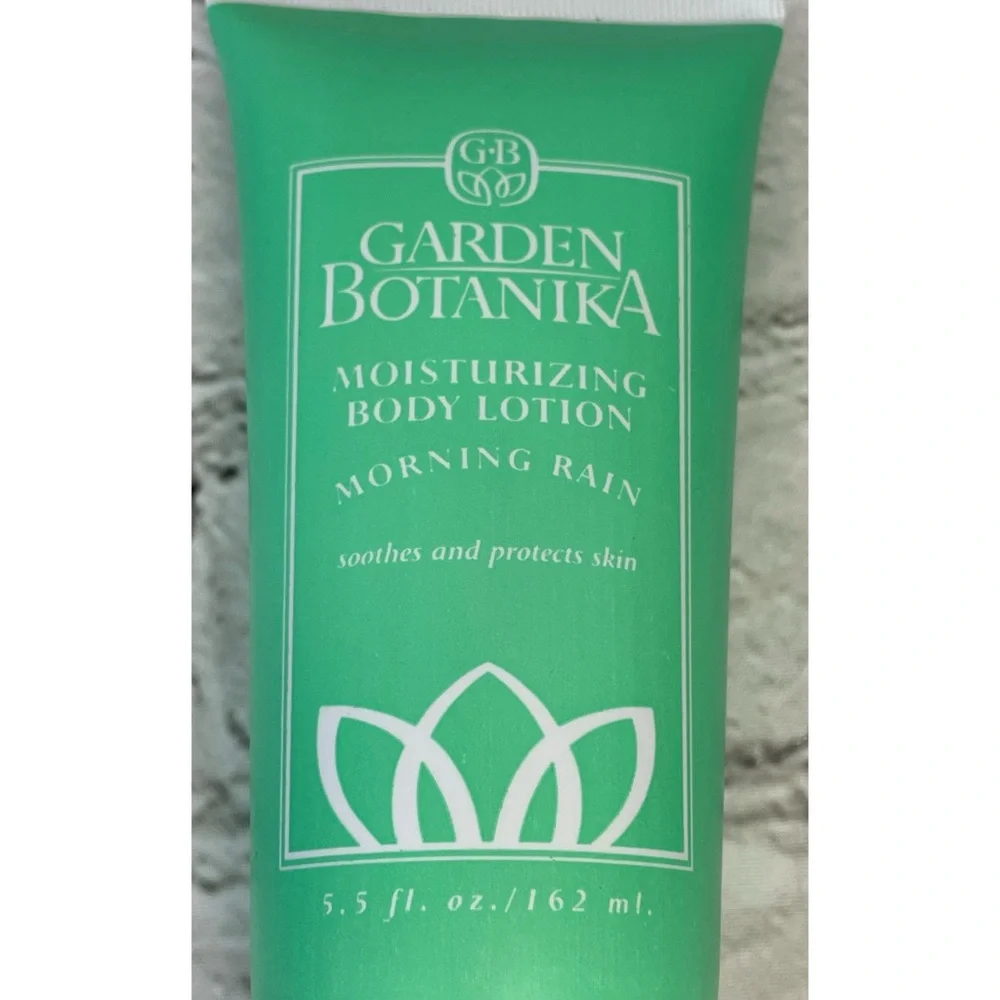 Vintage Garden Botanika Morning Rain Body Lotion